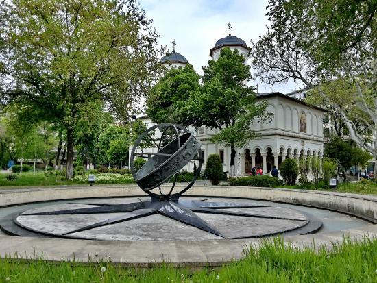 Kilometer 0 Monument